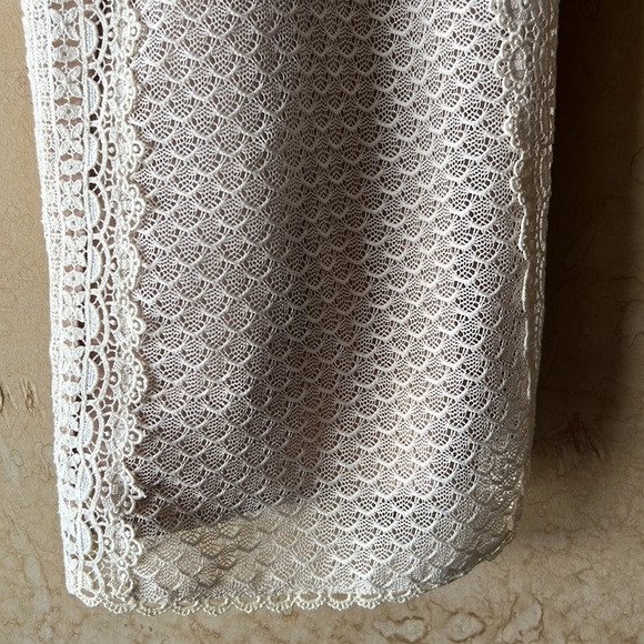 GREYLIN, Lua Lace Halter Neck Dress - Picture 5 of 9